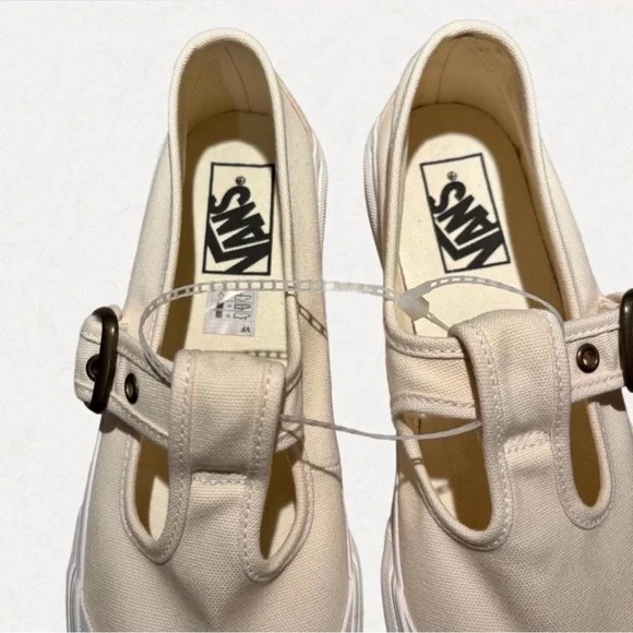 Vans Style 93 Mary Jane White Canvas Lug Sole Shoes NWOT Women’s - Picture 4 of 9